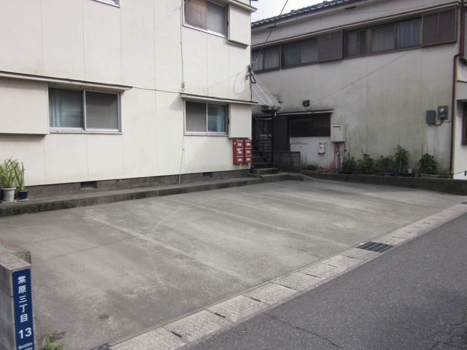 駐車場写真